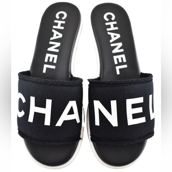Chanel 24C Black White CHA NEL Letter Logo Mule Slide Block Heel Sandal 39.5 - Picture 1 of 15